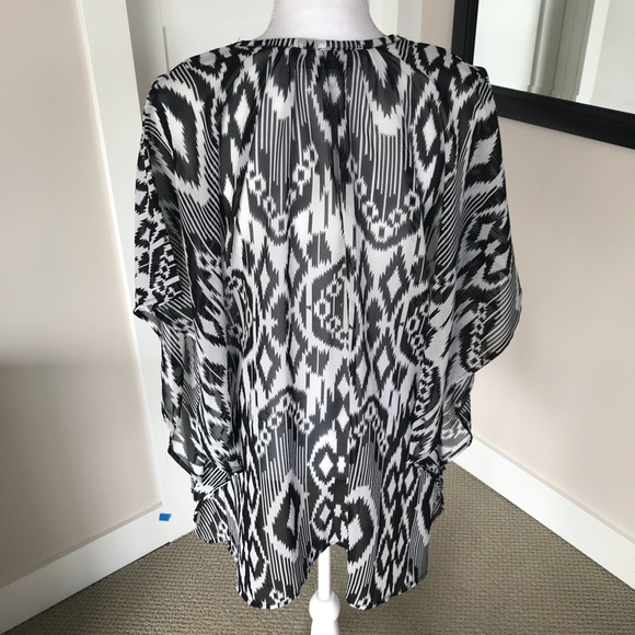 Beaded Coverup - Picture 5 of 7